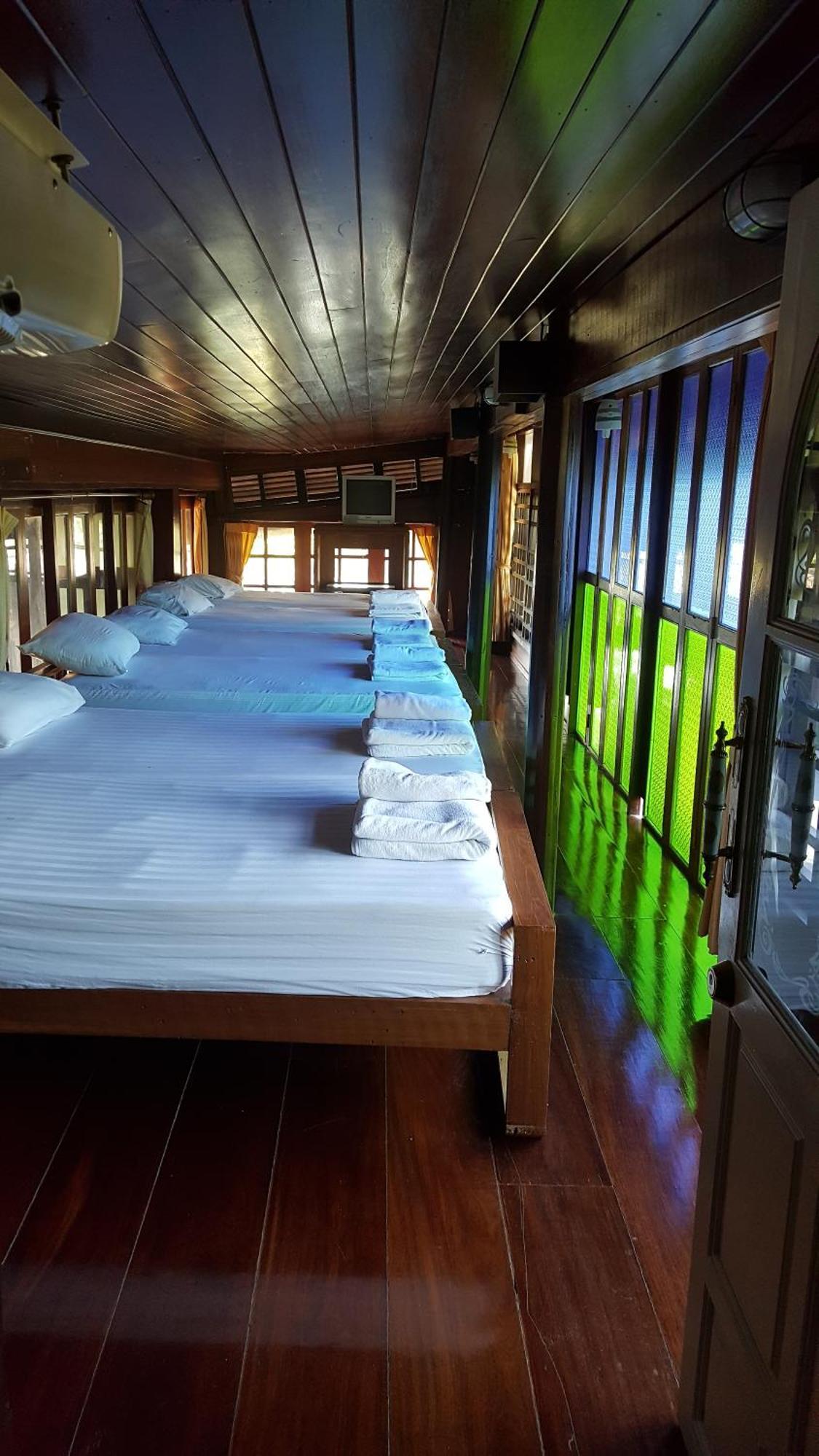 Ruean Mai Chai Khlong Amphawa Εξωτερικό φωτογραφία