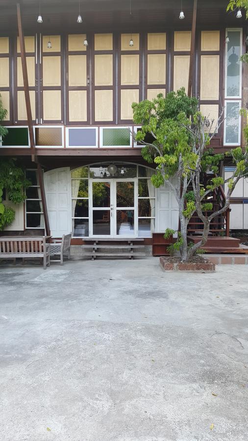 Ruean Mai Chai Khlong Amphawa Εξωτερικό φωτογραφία