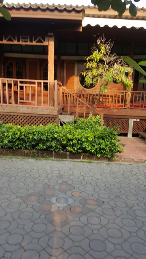 Ruean Mai Chai Khlong Amphawa Εξωτερικό φωτογραφία