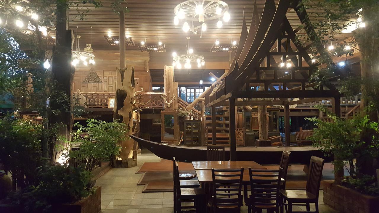 Ruean Mai Chai Khlong Amphawa Εξωτερικό φωτογραφία